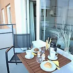 Modernes 2-zimmer-appartement Mit Balkon. Apartment Westerland