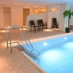 Apartment Modernes 2-zimmer-appartement Mit Balkon.