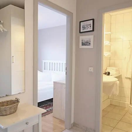 Modernes 2-zimmer-appartement Mit Balkon. * Westerland