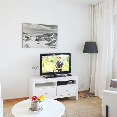 Modernes 2-zimmer-appartement Mit Balkon. Apartament Westerland